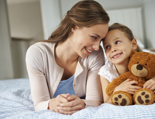 Почему важно найти «свою» няню для ребенка – советы родителям